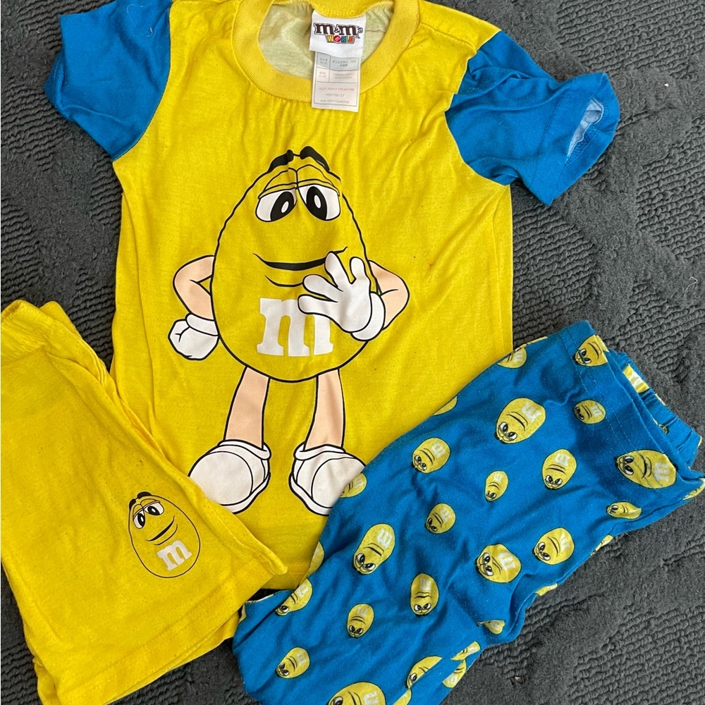 M&M 3 piece pjs
